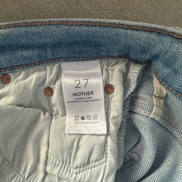 The Weekender Fray Jeans - Picture 10 of 11